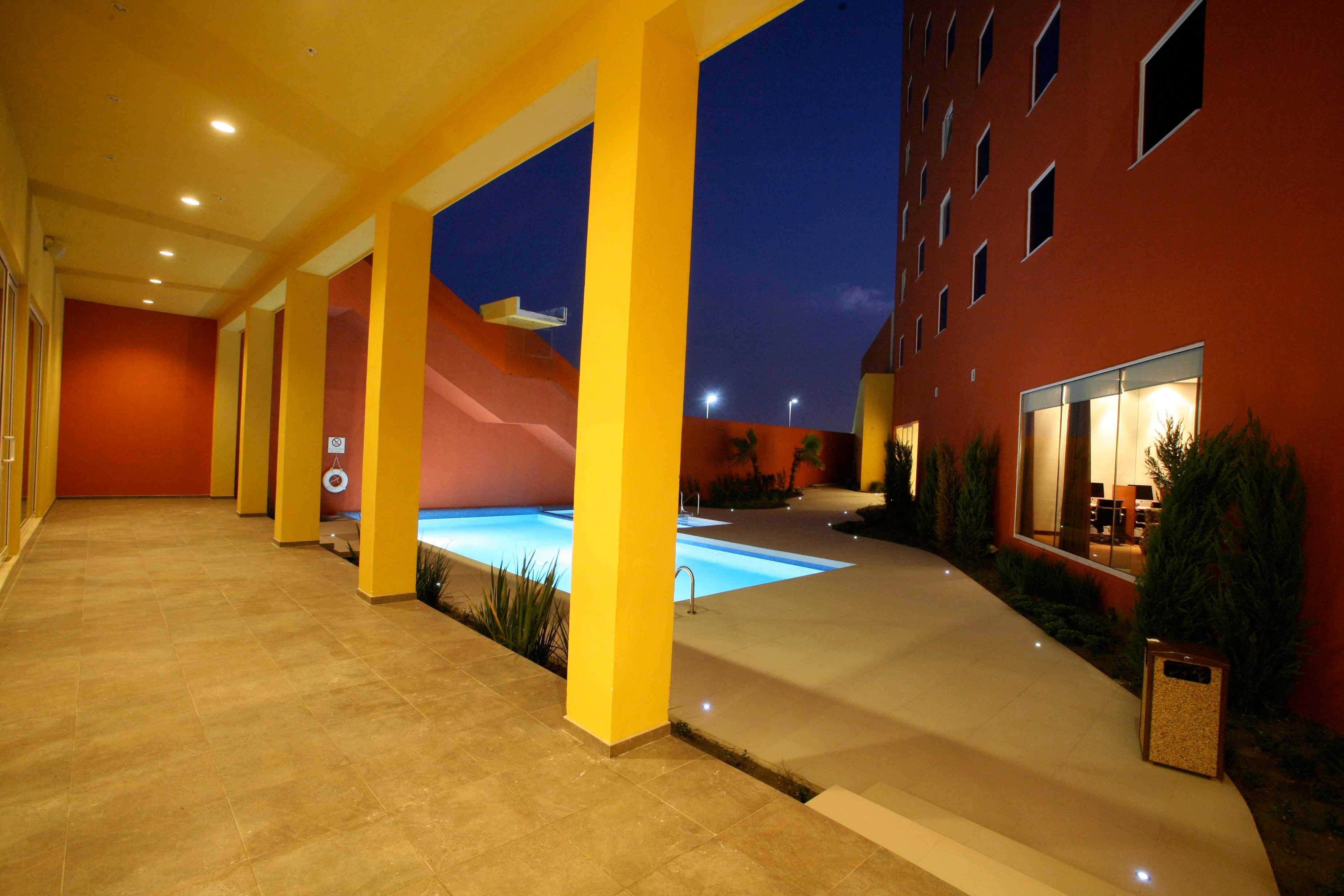 Hotel Crowne Plaza Monterrey Aeropuerto By Ihg Exterior foto